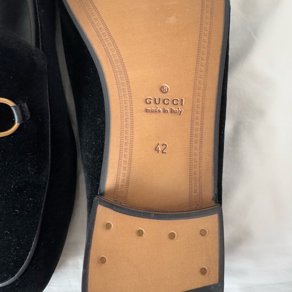 Gucci Jordaan Velvet Loafers - Picture 6 of 11